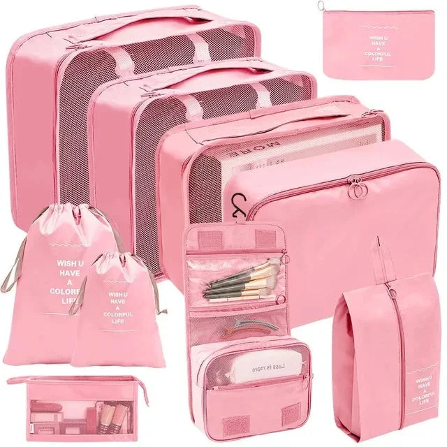 Gardez vos affaires bien organisées et gagnez de la place dans vos valises grâce à cet ensemble pratique de sacs de rangement. 
Disponible en plusieurs couleurs et tailles (7, 8, 9 ou 10 pièces).