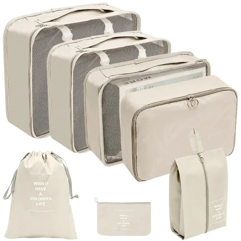 Gardez vos affaires bien organisées et gagnez de la place dans vos valises grâce à cet ensemble pratique de sacs de rangement. 
Disponible en plusieurs couleurs et tailles (7, 8, 9 ou 10 pièces).