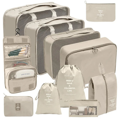 Gardez vos affaires bien organisées et gagnez de la place dans vos valises grâce à cet ensemble pratique de sacs de rangement. 
Disponible en plusieurs couleurs et tailles (7, 8, 9 ou 10 pièces).