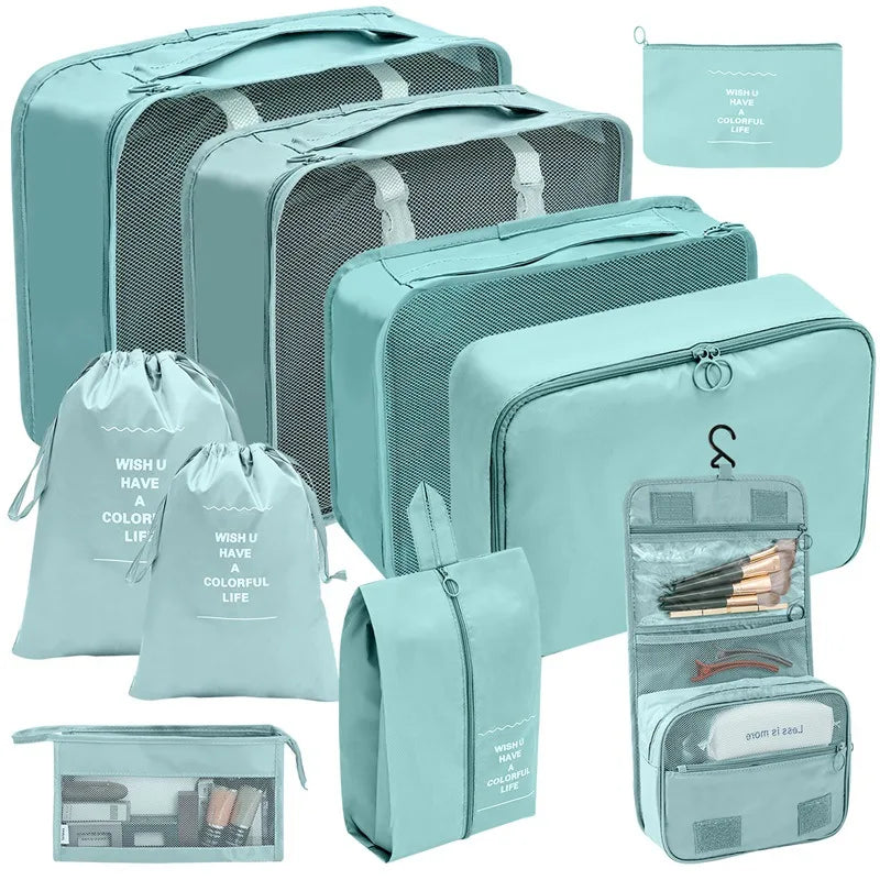 Gardez vos affaires bien organisées et gagnez de la place dans vos valises grâce à cet ensemble pratique de sacs de rangement. 
Disponible en plusieurs couleurs et tailles (7, 8, 9 ou 10 pièces).