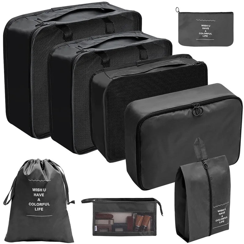 Gardez vos affaires bien organisées et gagnez de la place dans vos valises grâce à cet ensemble pratique de sacs de rangement. 
Disponible en plusieurs couleurs et tailles (7, 8, 9 ou 10 pièces).