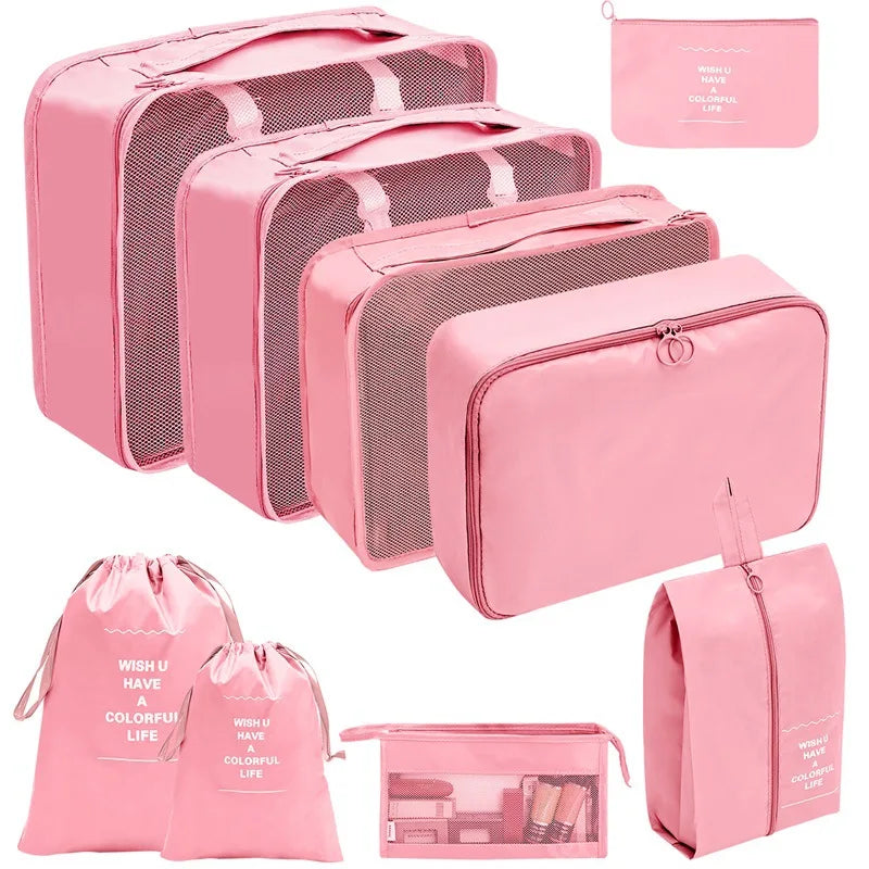 Gardez vos affaires bien organisées et gagnez de la place dans vos valises grâce à cet ensemble pratique de sacs de rangement. 
Disponible en plusieurs couleurs et tailles (7, 8, 9 ou 10 pièces).
